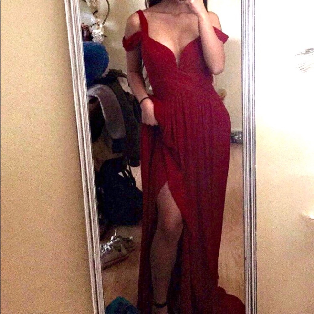Beautiful Ruby Red Drop Shoulder Prom Dress